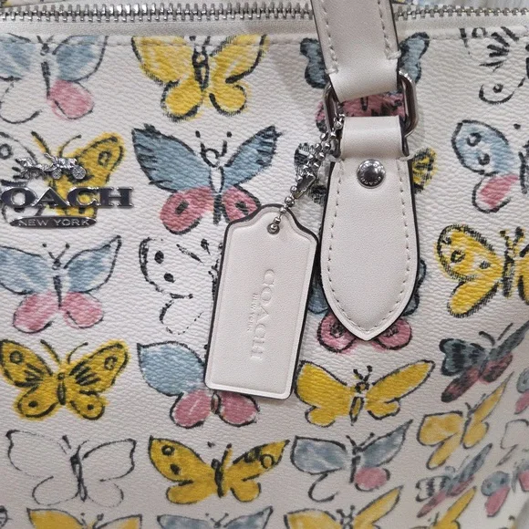🦋🔹️ Coach🔹️ Gallery Tote Bag With Butterfly Print (Like New) - Picture 7 of 14